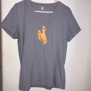 Under Armour‎ University of Wyoming Gray HeatGear V-neck T-Shirt with Steamboat